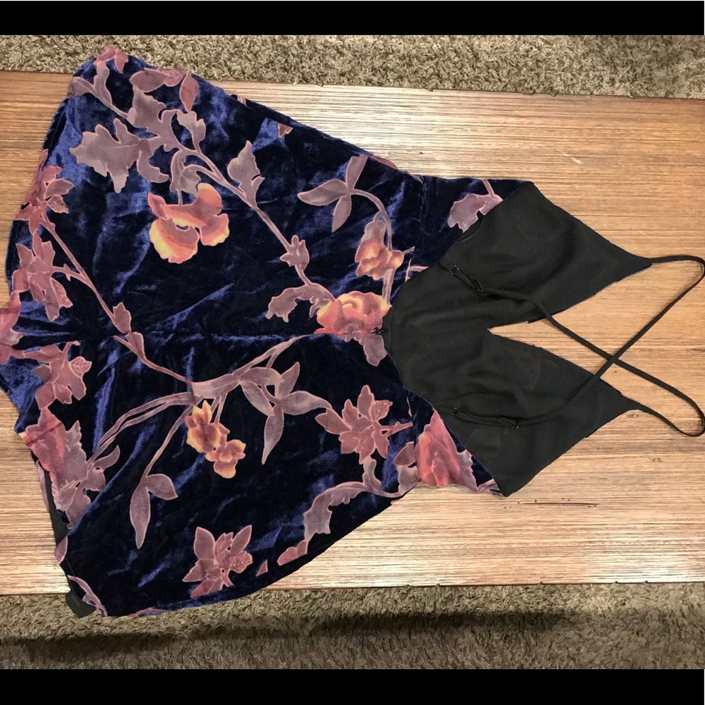 Flower romper - Picture 2 of 3